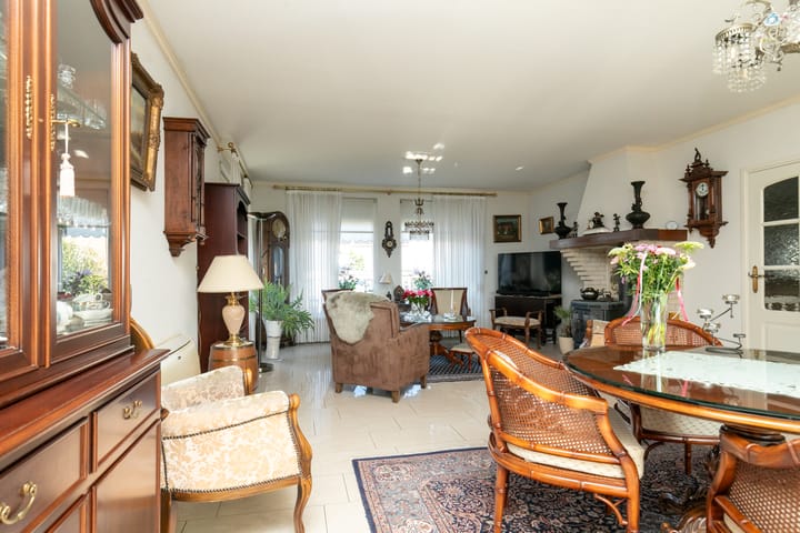 Foto 19 van Esdoornlaan 28