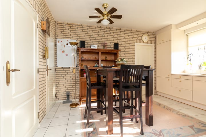 Foto 20 van Esdoornlaan 28