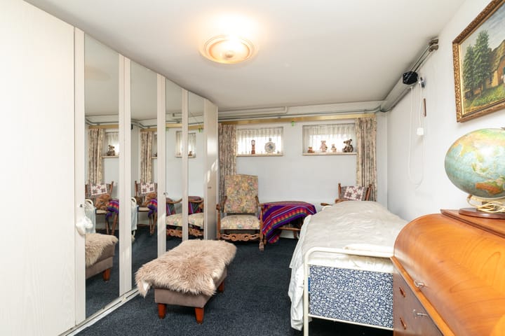 Foto 28 van Esdoornlaan 28