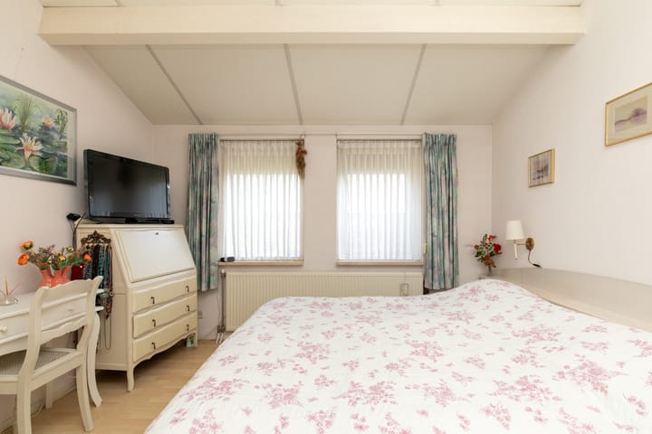 Foto 31 van Esdoornlaan 28