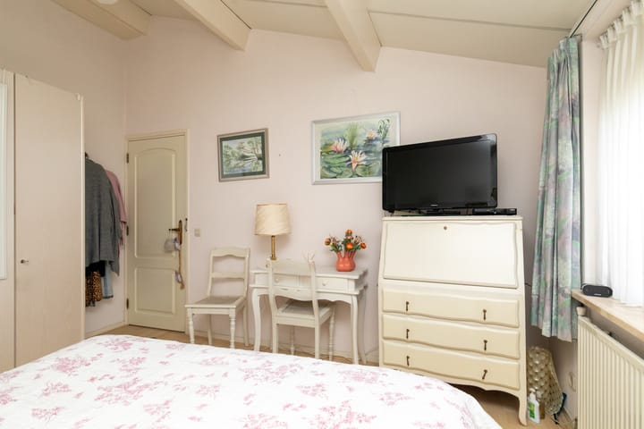 Foto 33 van Esdoornlaan 28