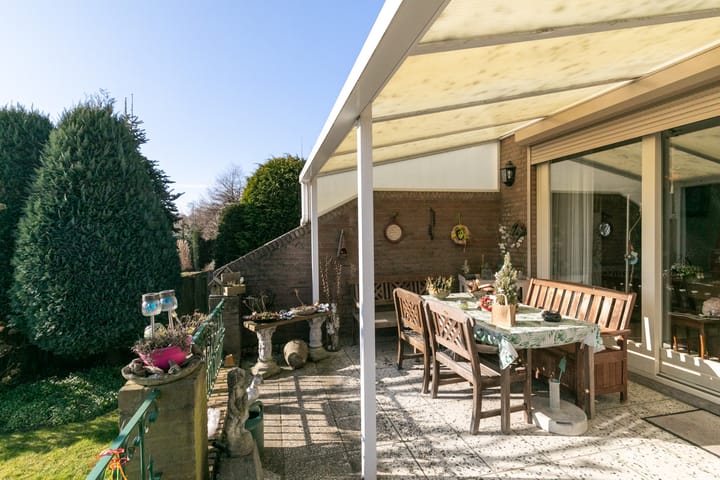 Foto 41 van Esdoornlaan 28