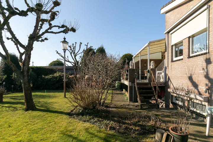 Foto 43 van Esdoornlaan 28