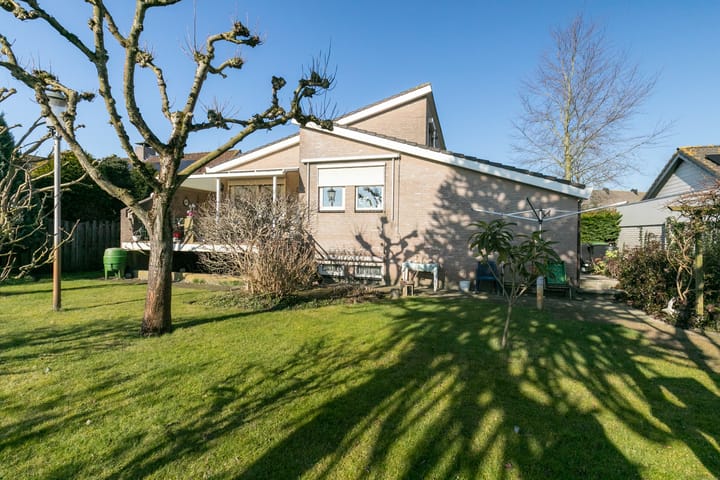 Foto 46 van Esdoornlaan 28