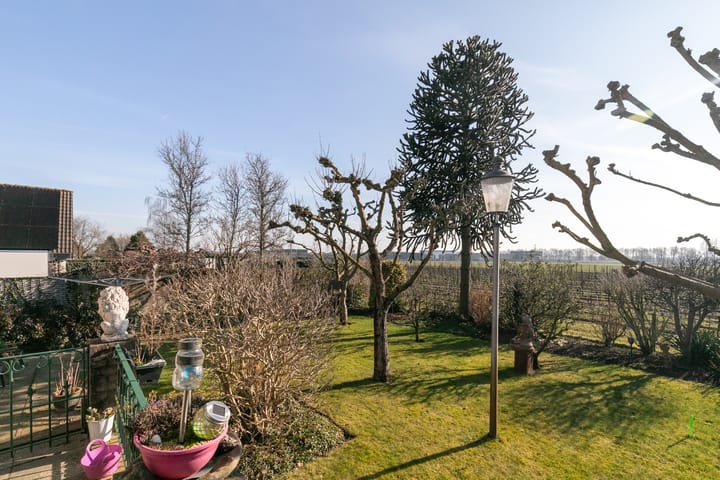 Foto 52 van Esdoornlaan 28