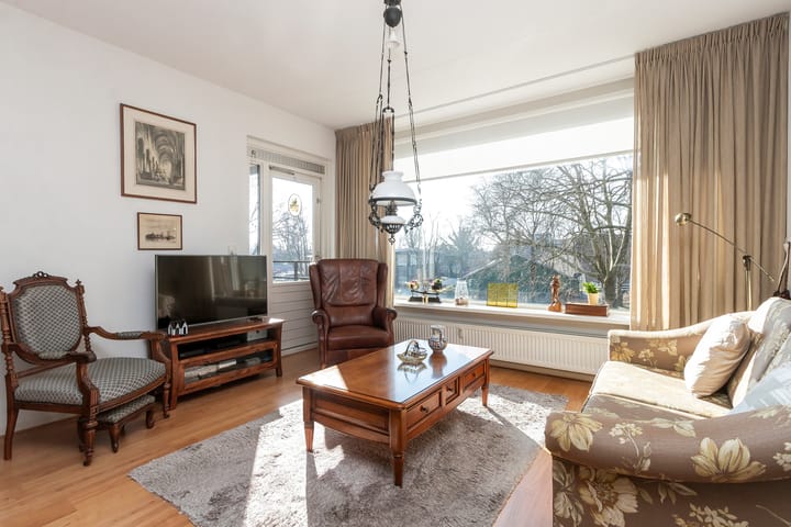 Foto 12 van Campanula 76