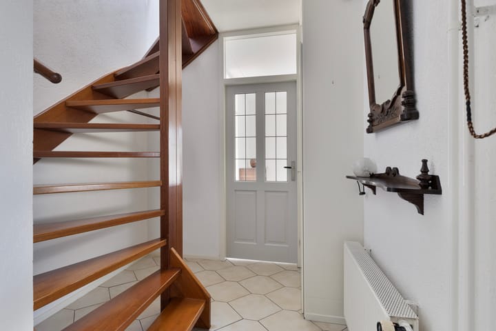 Foto 8 van Burgemeester Kneppelhoutplein 3