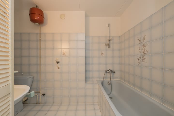 Photo 13 of Willy Sluiterstraat 77