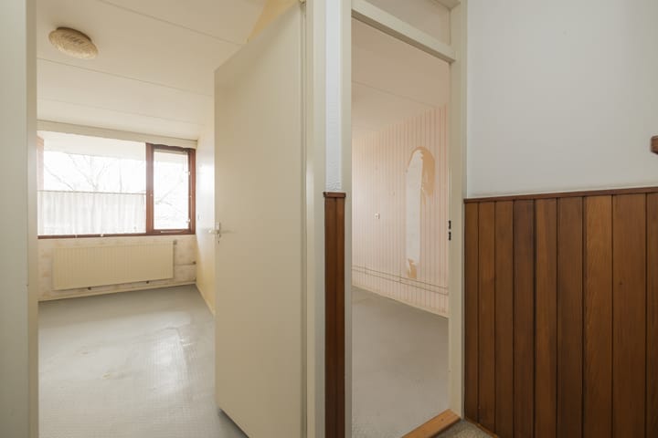 Photo 15 of Willy Sluiterstraat 77