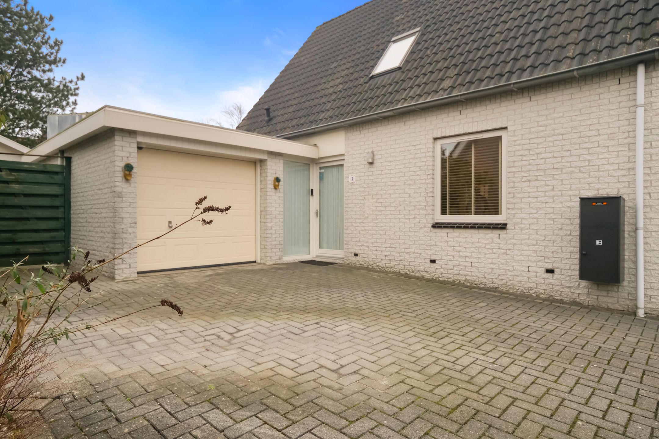 Photo 6 of Vermeerstraat 3