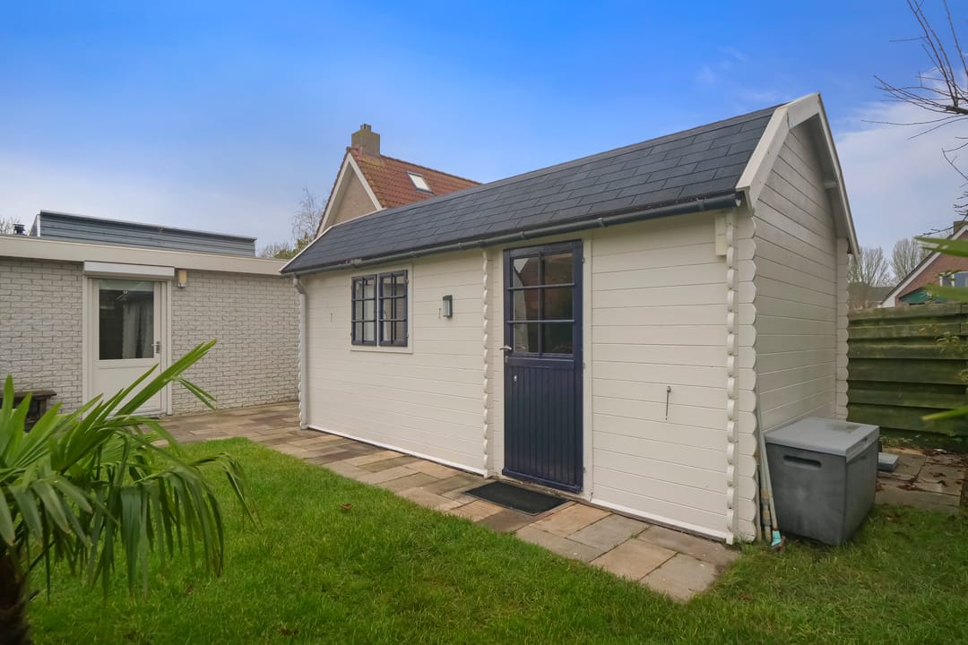 Photo 38 of Vermeerstraat 3