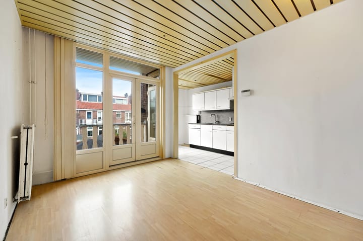 Photo 14 of Zuiderparklaan 431