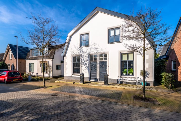 Foto 30 van van Bennekomweg 77