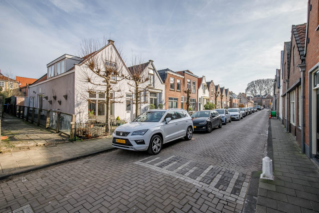 Photo 37 of Havenstraat 56