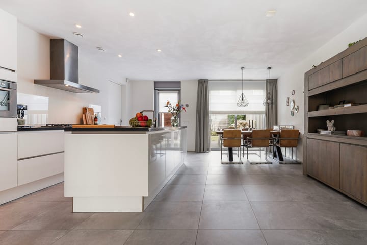 Foto 2 van Palfrenier 19