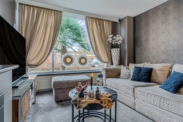 Foto 10 van Warmoesstraat 26