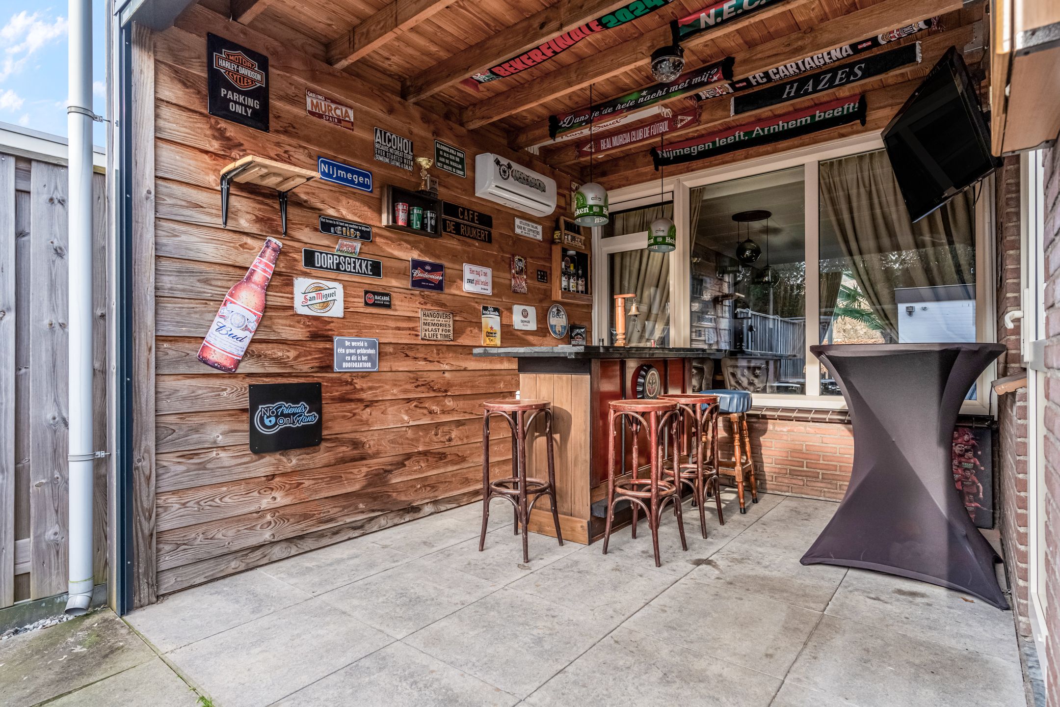 Foto 33 van Warmoesstraat 26