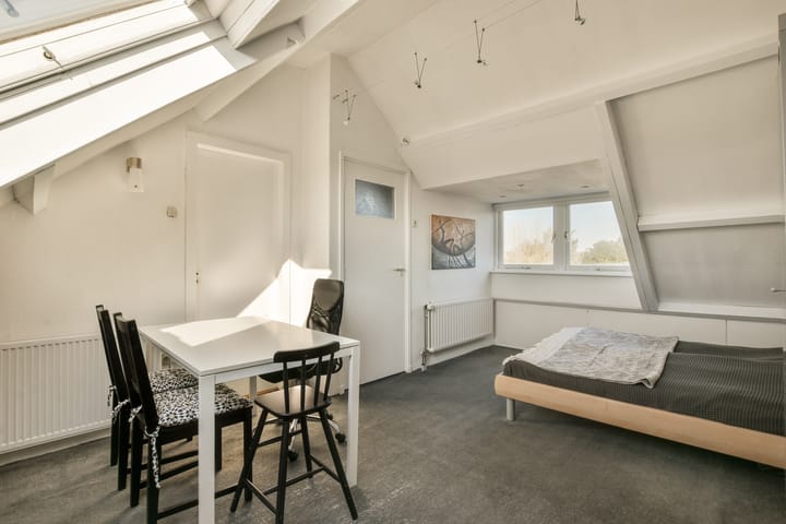 Foto 31 van Frans Zwaanstraat 90