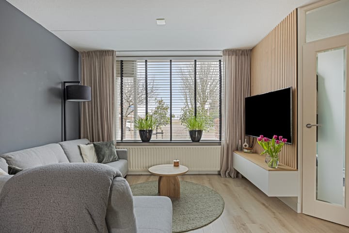 Photo 2 of Margrietstraat 24