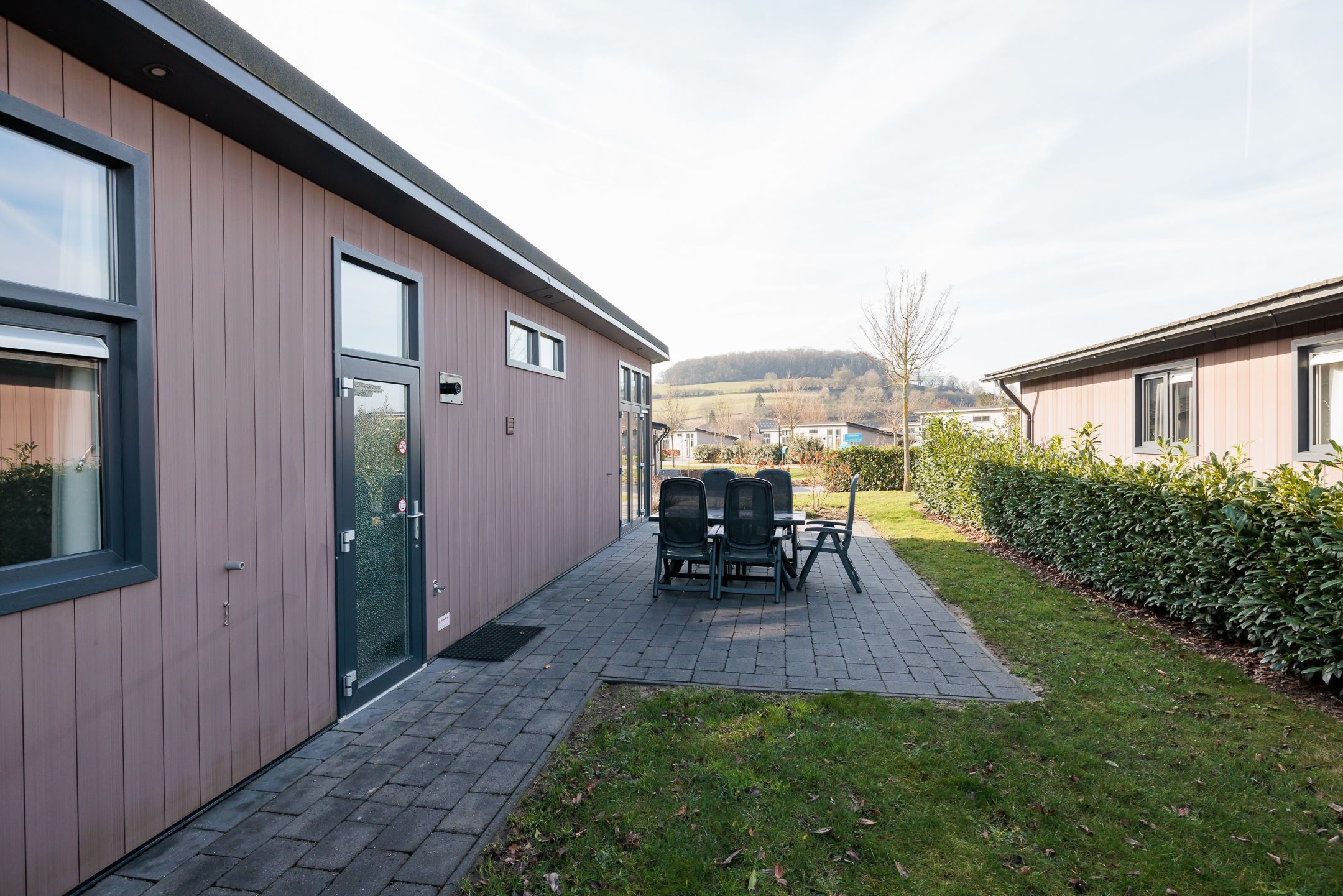 2-bedroom freehold villa in Schin op Geul — photo 3 of 5