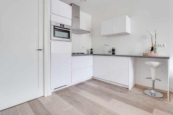 Photo 4 of Wibautstraat 52-A