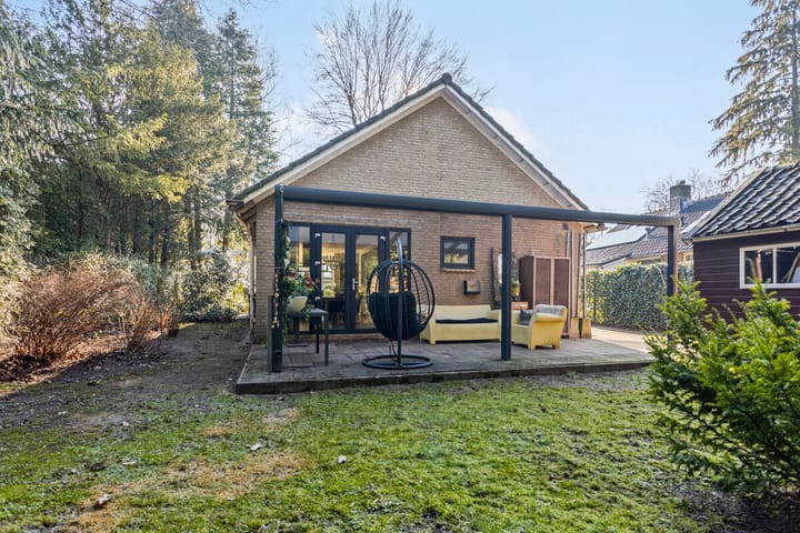 Foto 2 van Larixweg 11