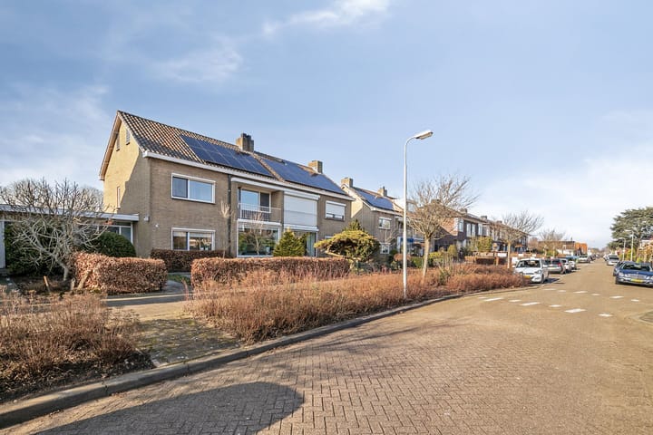 Foto 42 van Kerkweg 134