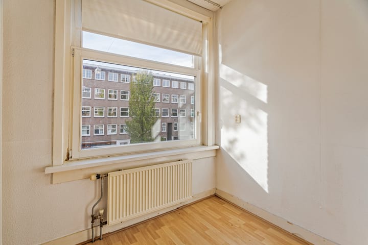 Foto 10 van Rijnstraat 233-2