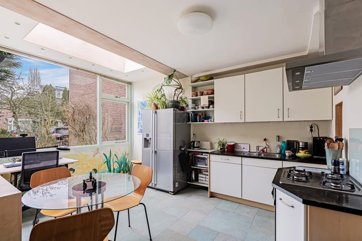 Foto 2 van Maanzaaderf 24