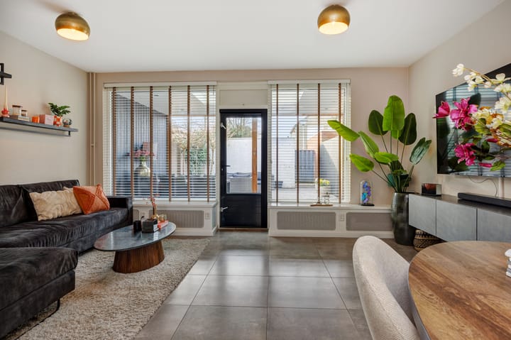 Foto 15 van Fagotstraat 4