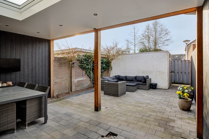 Foto 28 van Fagotstraat 4