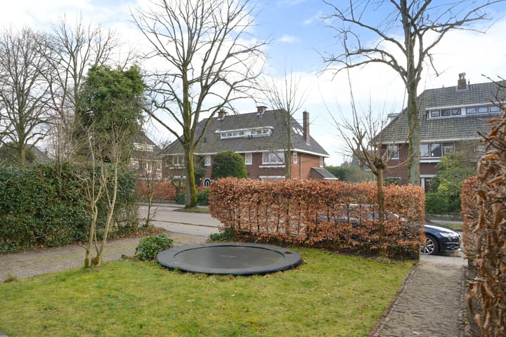 Foto 4 van van der Helstlaan 7