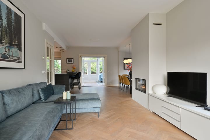 Photo 8 of van der Helstlaan 7