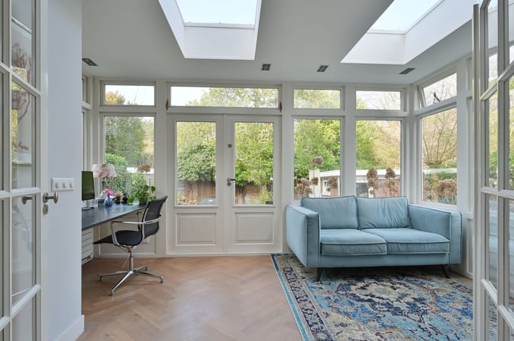 Photo 12 of van der Helstlaan 7