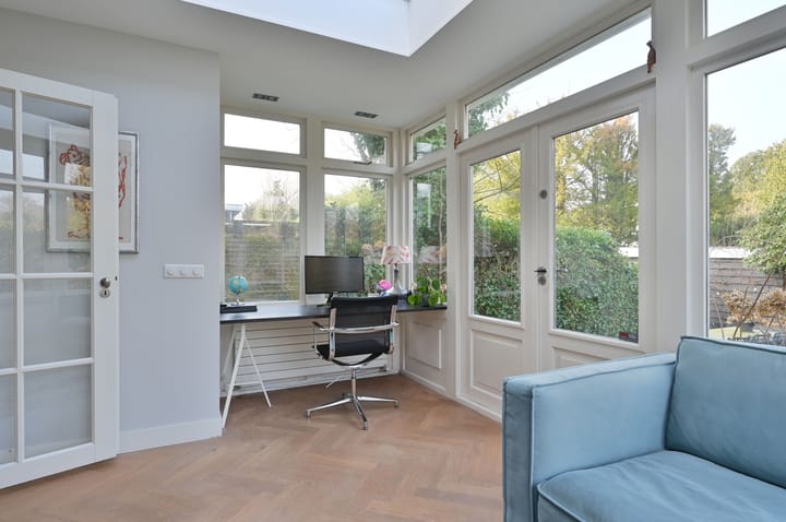 Photo 13 of van der Helstlaan 7