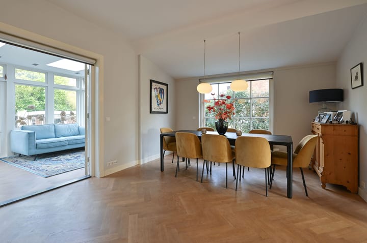 Photo 14 of van der Helstlaan 7