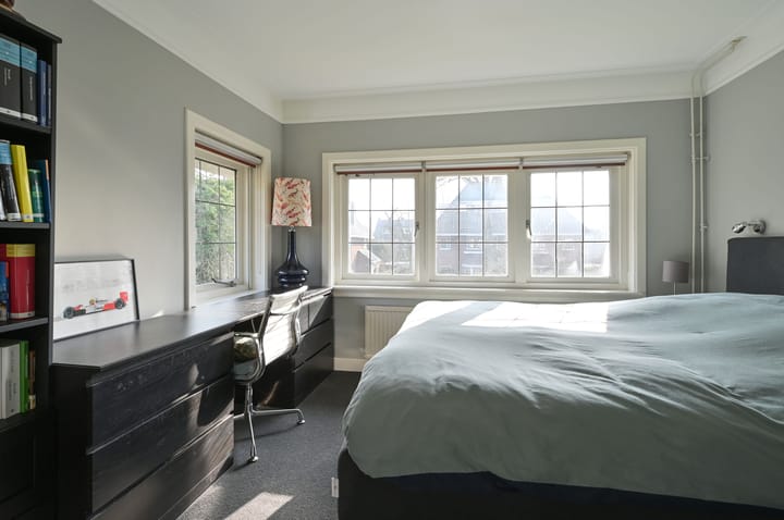 Photo 20 of van der Helstlaan 7