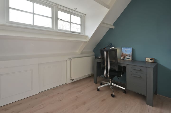 Photo 28 of van der Helstlaan 7