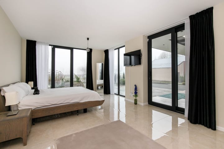 Foto 28 van Achterbroek 26-A