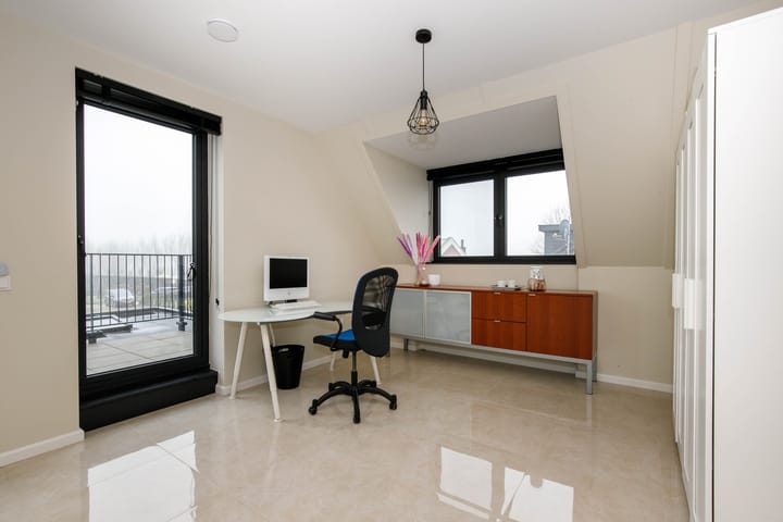 Foto 36 van Achterbroek 26-A