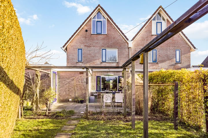 Foto 3 van de Eker 10