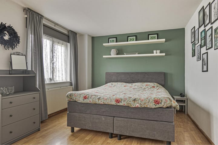 Photo 21 of Pinksterbloem 31