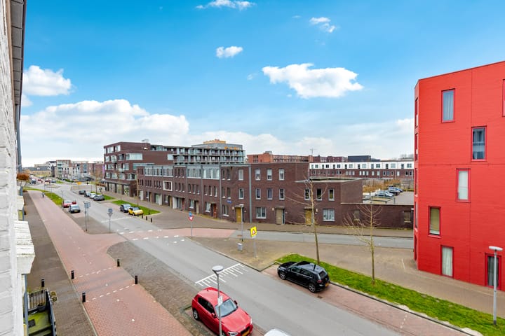 Foto 17 van Beneluxlaan 665