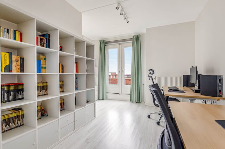 Foto 37 van Beneluxlaan 665