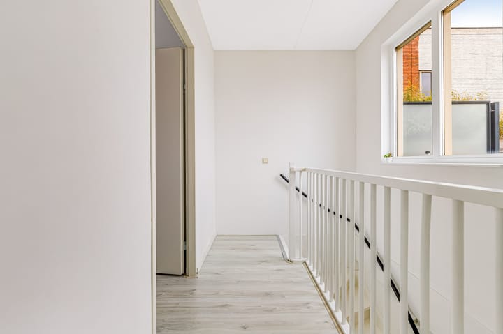 Foto 43 van Beneluxlaan 665