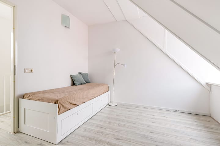 Foto 45 van Beneluxlaan 665