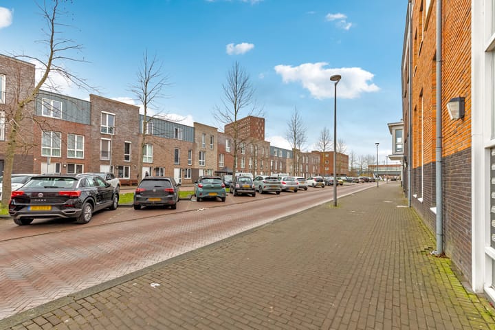 Foto 52 van Beneluxlaan 665