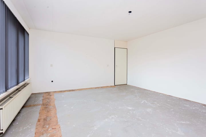 Photo 13 of Suze Groenewegstraat 32