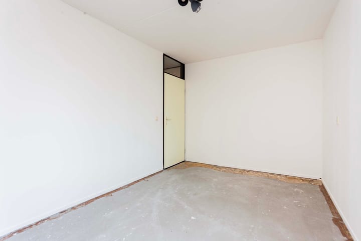 Photo 18 of Suze Groenewegstraat 32