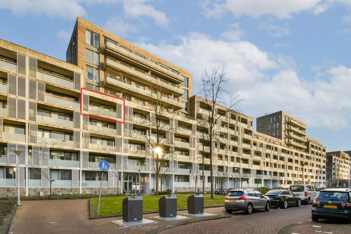 Photo 2 of Wijnand Nuijenstraat 52